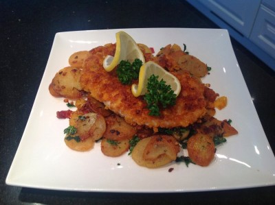 Knusperschnitzel mit Bratkartoffeln - so lecker!